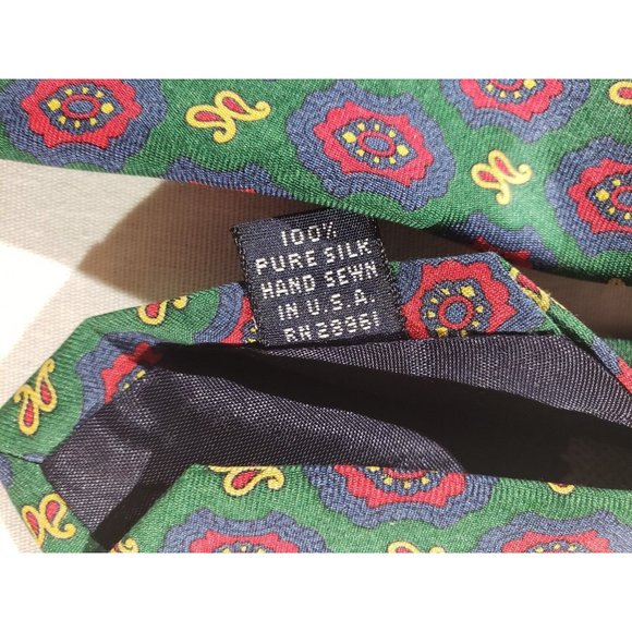 Burberrys Of London Green Paisley Tie - Picture 3 of 4